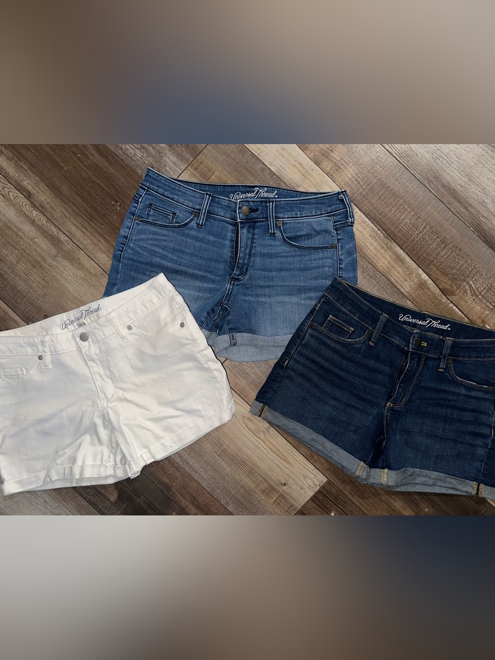 Universal Thread Mid-Rise Denim Shorts